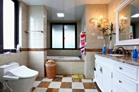 告訴你關(guān)于商務(wù)酒店的特點(diǎn)及裝修設(shè)計(jì)?。。? title=